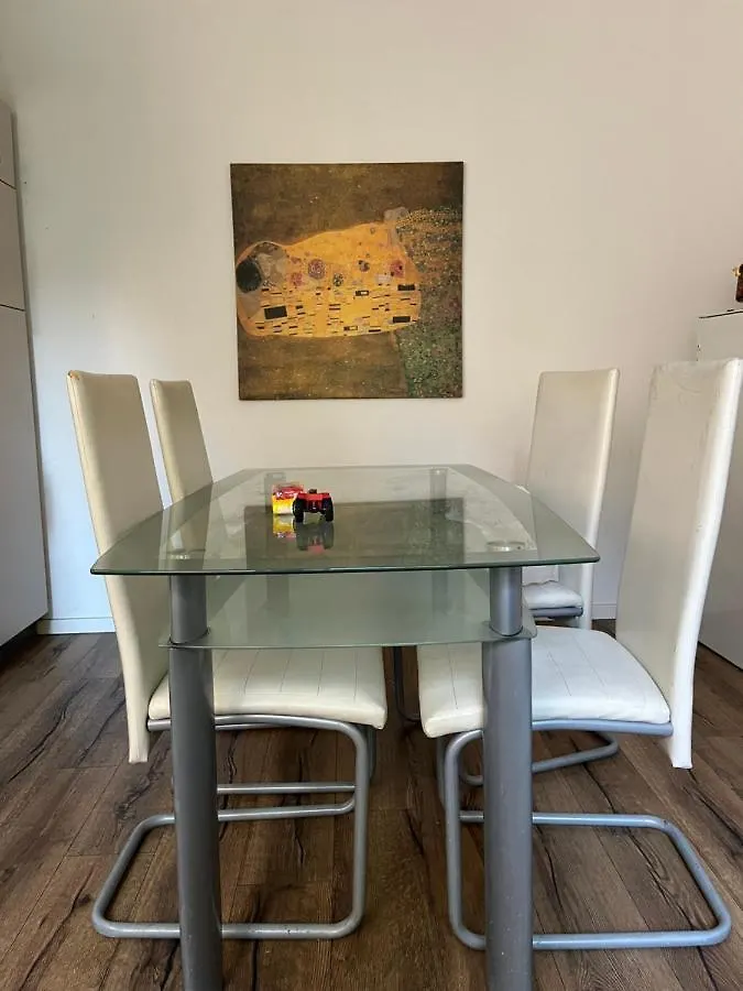 Samowar Single Bed In A Shared Room For 2 Persons München Hostel